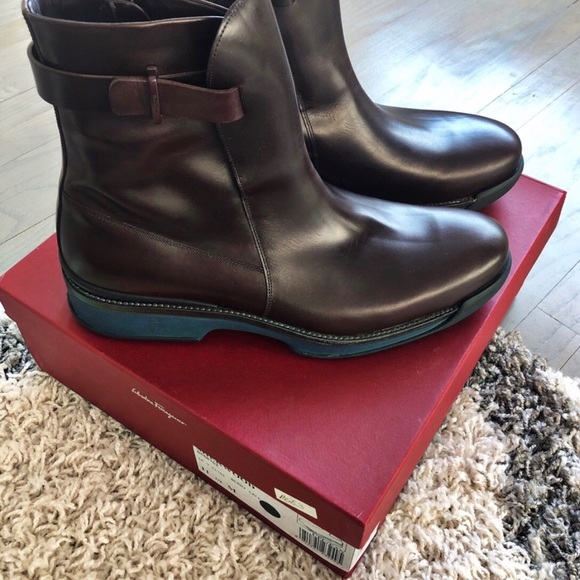 Men’s Ferragamo Sherwood Boots - Picture 4 of 6